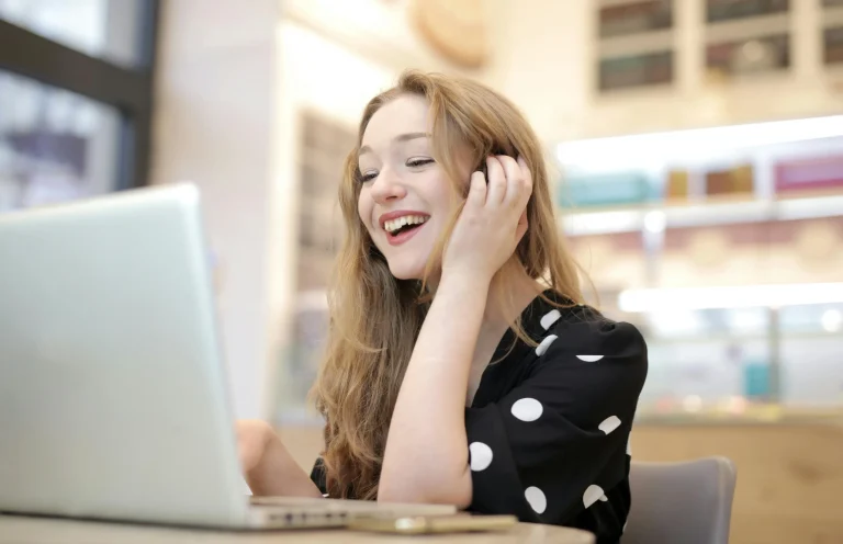 Girl Outsourcing Accounting Services